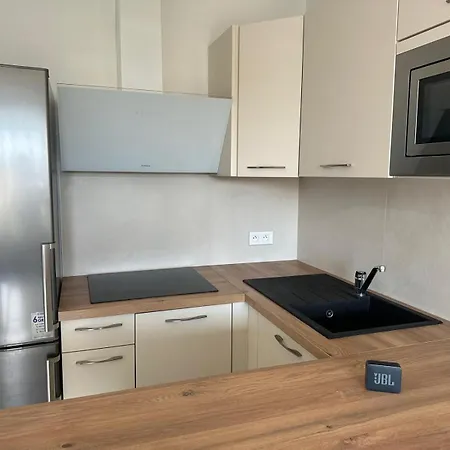 شقة Super Apartment, Parking, Terrace, Lift, Wifi, Palm Beach, *