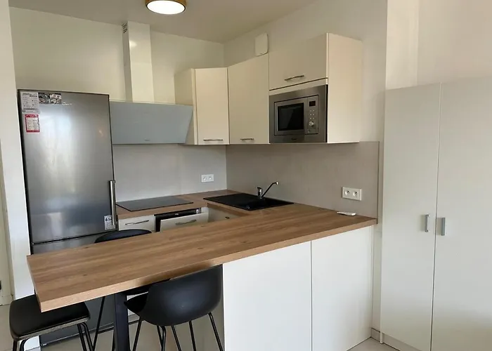 Super Apartment, Parking, Terrace, Lift, Wifi, Palm Beach, *